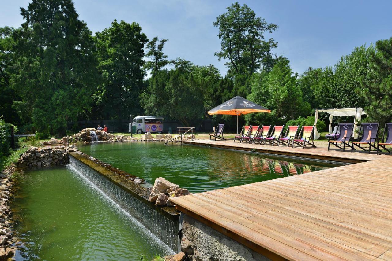Chateau Loucen Garden Retreat Luaran gambar