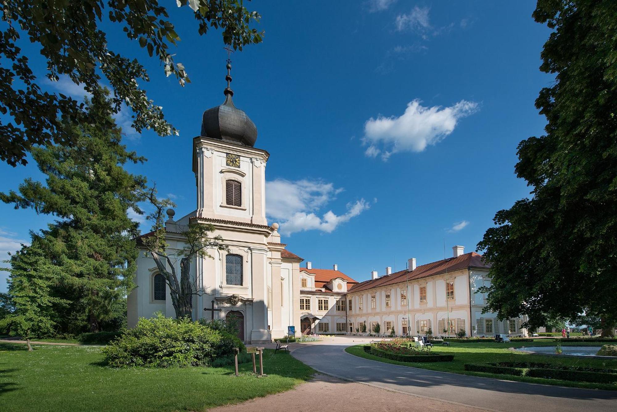 Chateau Loucen Garden Retreat Luaran gambar